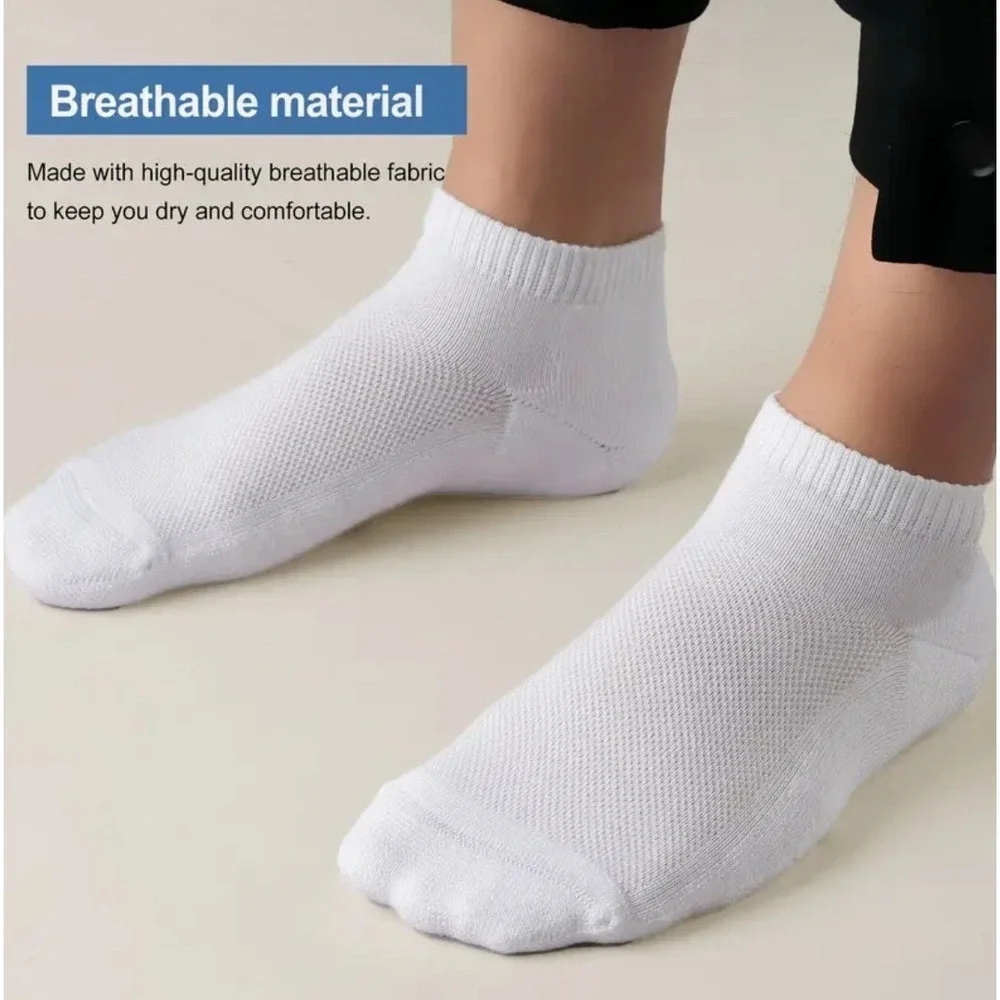 Women's Athletic Ankle Socks 9-11 White Moisture Wicking Reinforced Toes 4pk